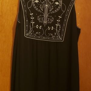 Max Studio black dress with beige decal